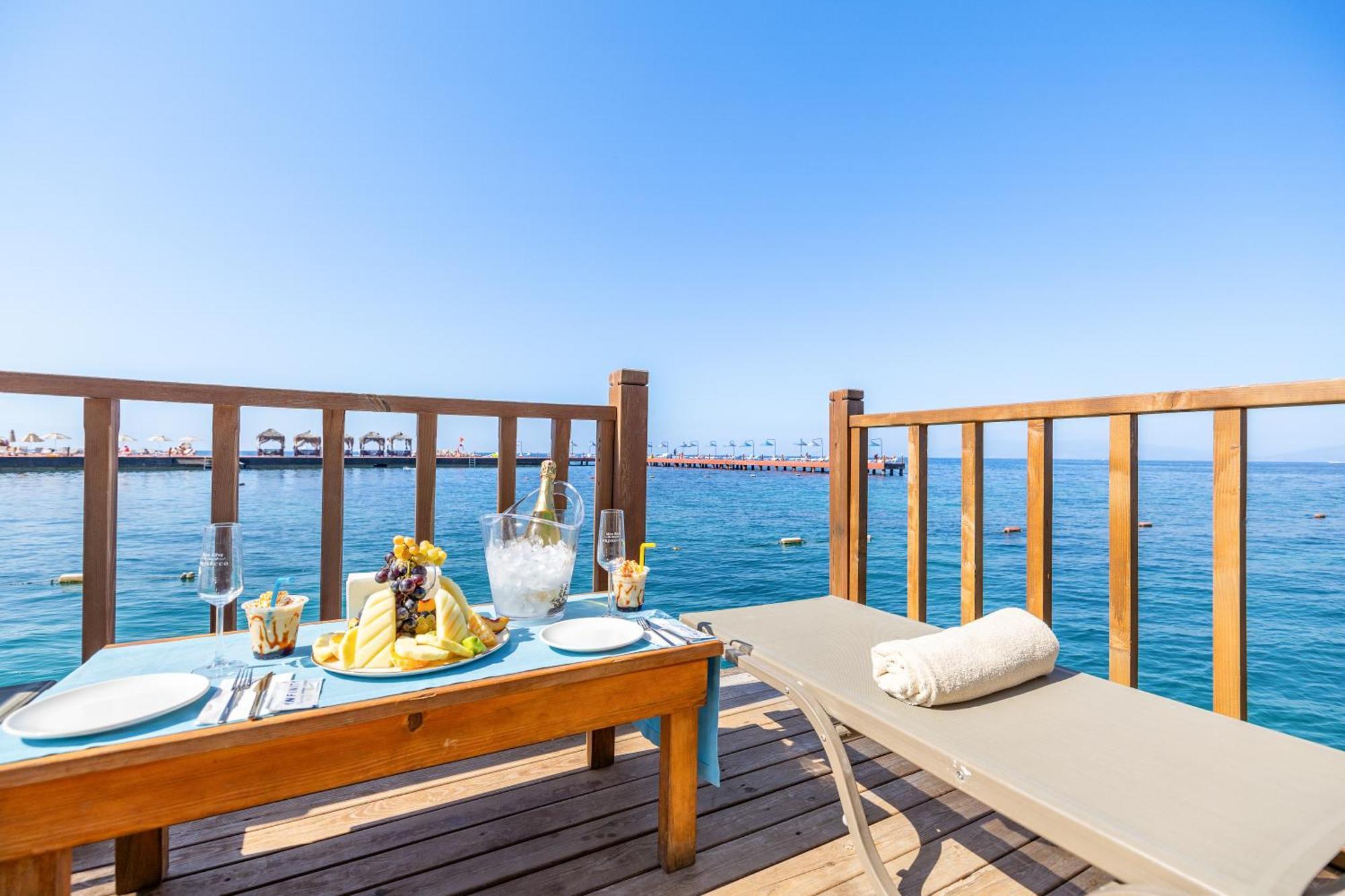 Infinity By Yelken Aquapark&Resorts Kusadasi Exterior photo