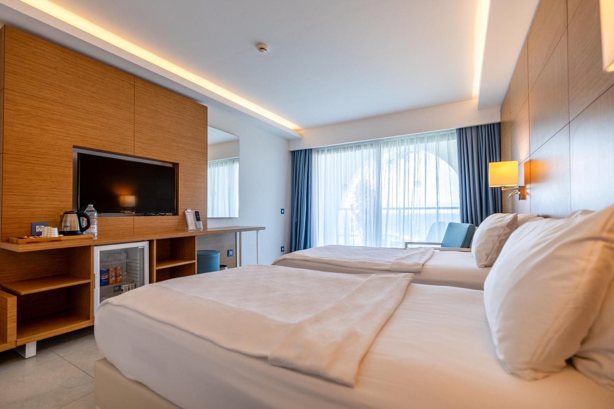 Infinity By Yelken Aquapark&Resorts Kusadasi Exterior photo