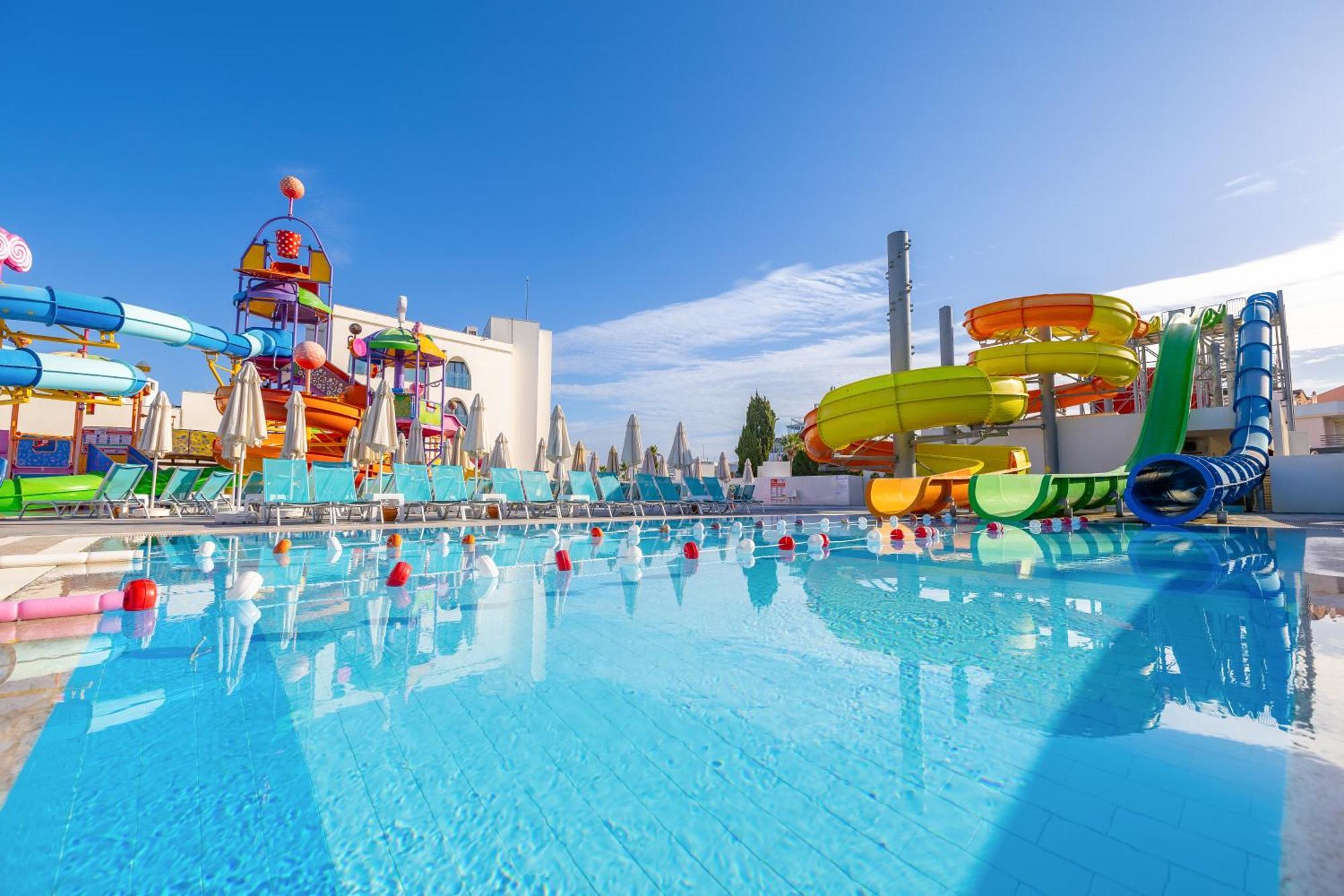 Infinity By Yelken Aquapark&Resorts Kusadasi Exterior photo